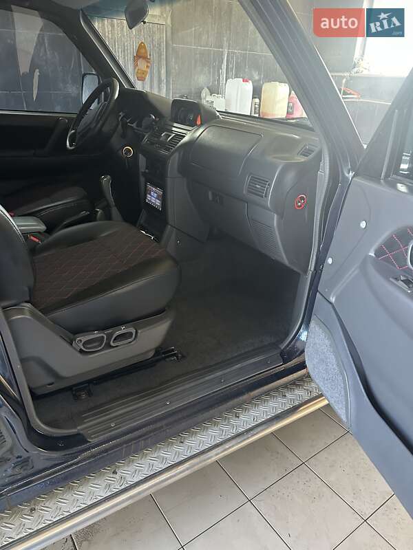 Внедорожник / Кроссовер Mitsubishi Pajero 1995 в Рахове