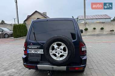 Внедорожник / Кроссовер Mitsubishi Pajero 2001 в 