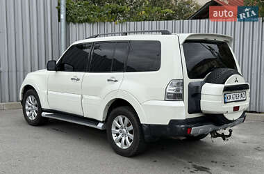 Внедорожник / Кроссовер Mitsubishi Pajero 2007 в 