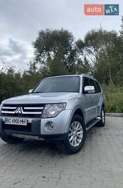 Позашляховик / Кросовер Mitsubishi Pajero 2007 в Львові