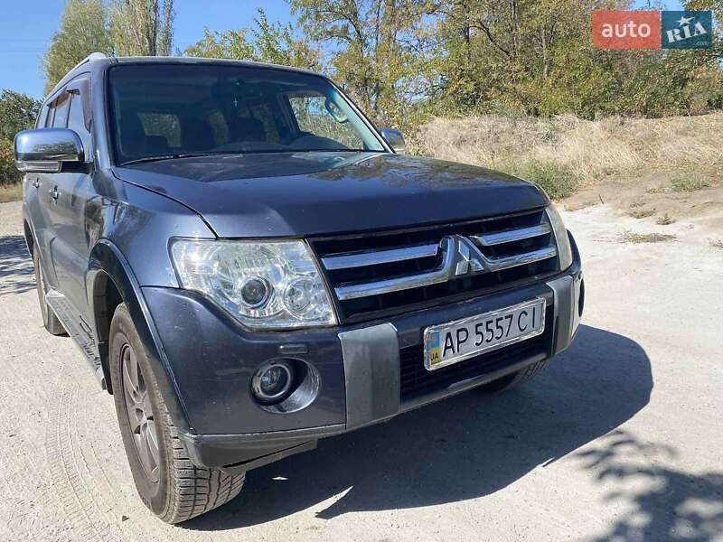 Внедорожник / Кроссовер Mitsubishi Pajero 2008 в Запорожье фото 3 Внедорожник / Кроссовер Mitsubishi Pajero 2008 в Запорожье