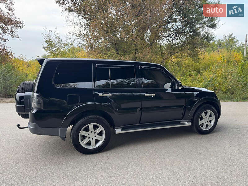 Внедорожник / Кроссовер Mitsubishi Pajero 2008 в Запорожье фото 10 Внедорожник / Кроссовер Mitsubishi Pajero 2008 в Запорожье