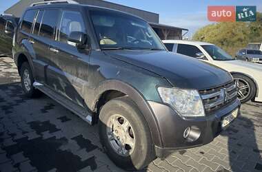 Позашляховик / Кросовер Mitsubishi Pajero 2007 в Чернівцях