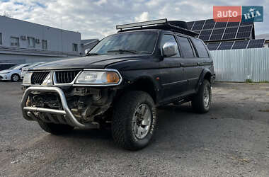 Позашляховик / Кросовер Mitsubishi Pajero 2004 в Ужгороді