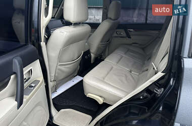 Внедорожник / Кроссовер Mitsubishi Pajero 2008 в 