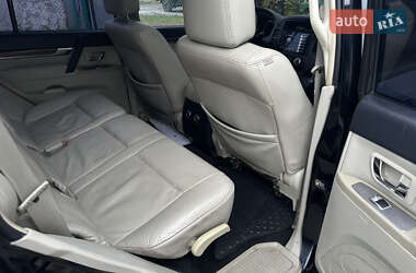Внедорожник / Кроссовер Mitsubishi Pajero 2008 в 