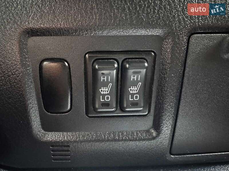 Внедорожник / Кроссовер Mitsubishi Pajero 2008 в Киеве