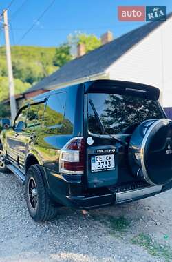 Внедорожник / Кроссовер Mitsubishi Pajero 2001 в 