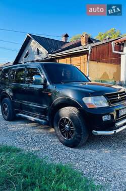Внедорожник / Кроссовер Mitsubishi Pajero 2001 в 