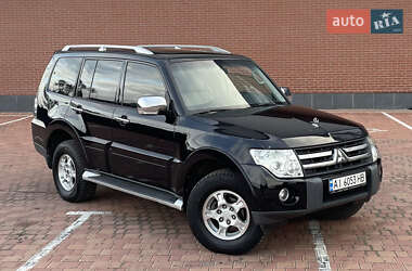 Внедорожник / Кроссовер Mitsubishi Pajero 2007 в 