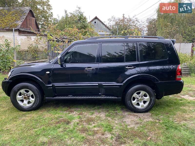 Mitsubishi Pajero 2006