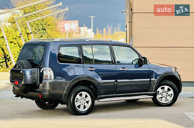 Внедорожник / Кроссовер Mitsubishi Pajero 2008 в 