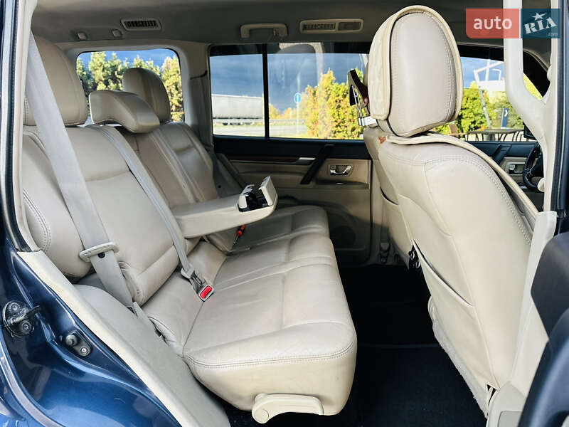 Позашляховик / Кросовер Mitsubishi Pajero 2008 в Дніпрі фото 41 Позашляховик / Кросовер Mitsubishi Pajero 2008 в Дніпрі