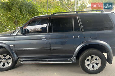 Внедорожник / Кроссовер Mitsubishi Pajero 2006 в 