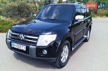 Внедорожник / Кроссовер Mitsubishi Pajero 2007 в Одессе