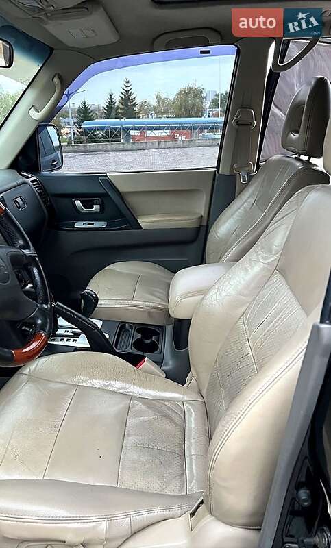 Внедорожник / Кроссовер Mitsubishi Pajero 2007 в Харькове фото 11 Внедорожник / Кроссовер Mitsubishi Pajero 2007 в Харькове