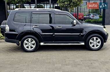 Внедорожник / Кроссовер Mitsubishi Pajero 2009 в 
