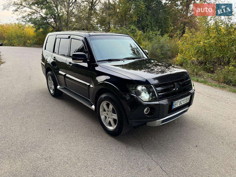 Внедорожник / Кроссовер Mitsubishi Pajero 2008 в Запорожье фото 4 Внедорожник / Кроссовер Mitsubishi Pajero 2008 в Запорожье