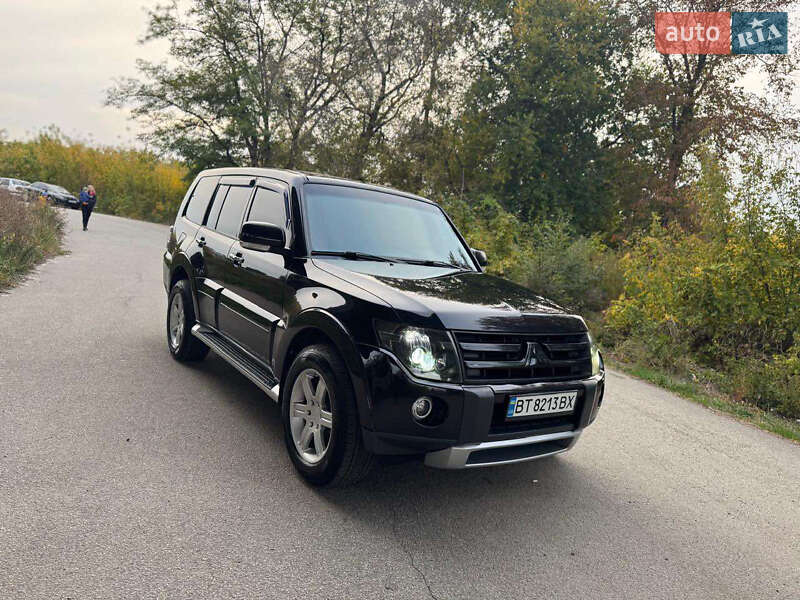Внедорожник / Кроссовер Mitsubishi Pajero 2008 в Запорожье фото 9 Внедорожник / Кроссовер Mitsubishi Pajero 2008 в Запорожье