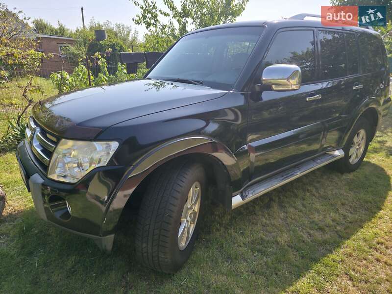 Внедорожник / Кроссовер Mitsubishi Pajero 2008 в Киеве фото Внедорожник / Кроссовер Mitsubishi Pajero 2008 в Киеве