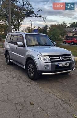 Внедорожник / Кроссовер Mitsubishi Pajero 2007 в Полтаве