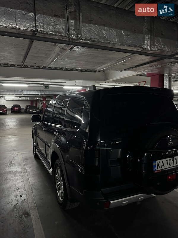 Позашляховик / Кросовер Mitsubishi Pajero 2008 в Києві фото 7 Позашляховик / Кросовер Mitsubishi Pajero 2008 в Києві