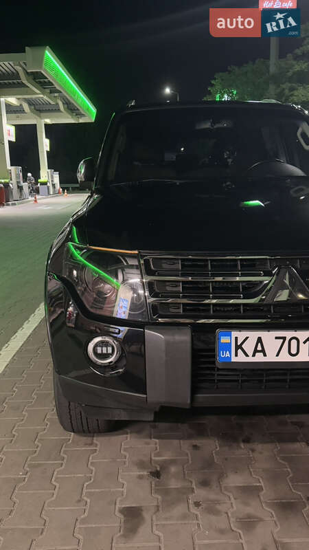 Позашляховик / Кросовер Mitsubishi Pajero 2008 в Києві фото 11 Позашляховик / Кросовер Mitsubishi Pajero 2008 в Києві