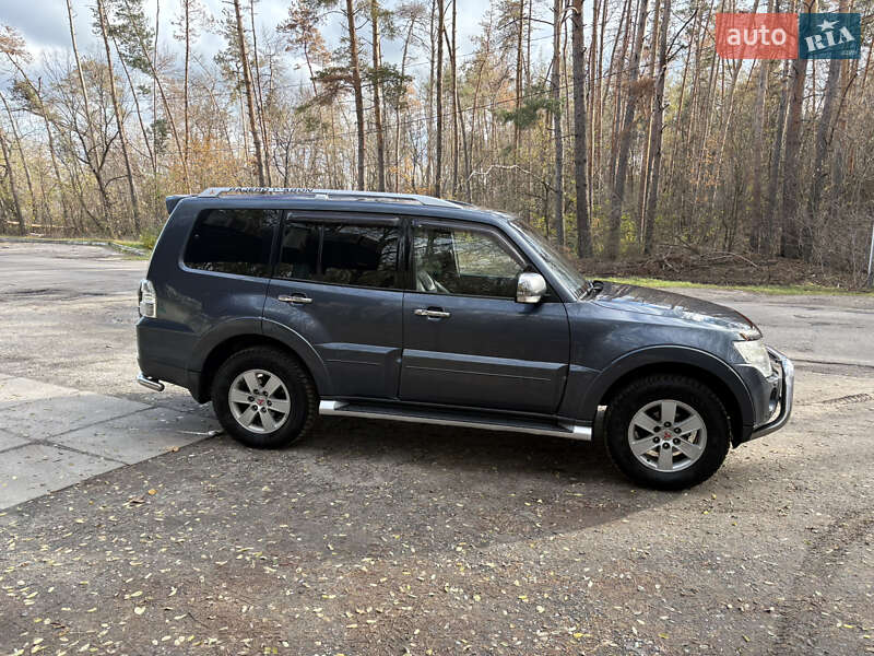 Внедорожник / Кроссовер Mitsubishi Pajero 2008 в Чугуеве фото 4 Внедорожник / Кроссовер Mitsubishi Pajero 2008 в Чугуеве