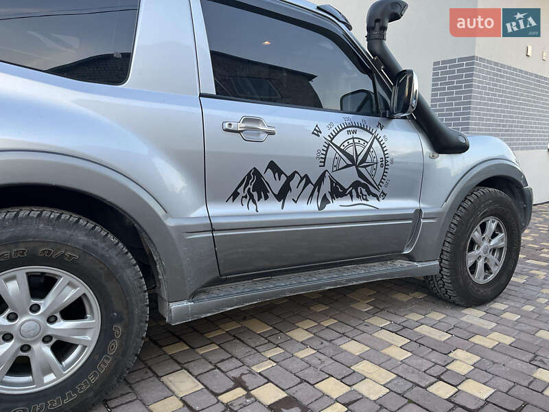 Позашляховик / Кросовер Mitsubishi Pajero 2006 в Дніпрі