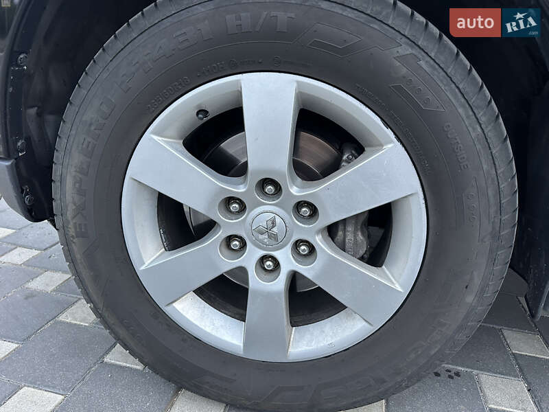 Внедорожник / Кроссовер Mitsubishi Pajero 2007 в Полтаве