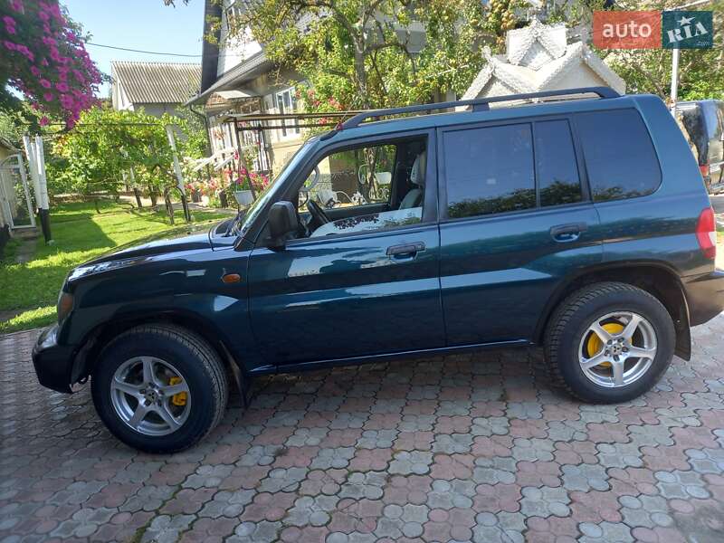 Позашляховик / Кросовер Mitsubishi Pajero 2002 в Новоселиці фото 6 Позашляховик / Кросовер Mitsubishi Pajero 2002 в Новоселиці