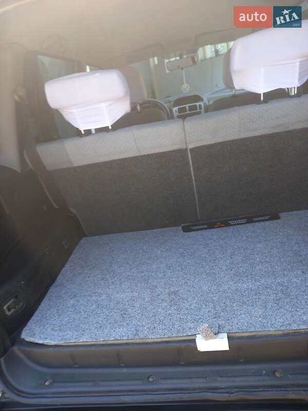 Позашляховик / Кросовер Mitsubishi Pajero 2002 в Новоселиці фото 11 Позашляховик / Кросовер Mitsubishi Pajero 2002 в Новоселиці