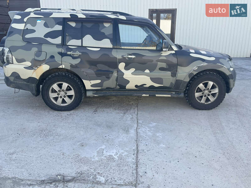 Внедорожник / Кроссовер Mitsubishi Pajero 2008 в Киеве фото 2 Внедорожник / Кроссовер Mitsubishi Pajero 2008 в Киеве