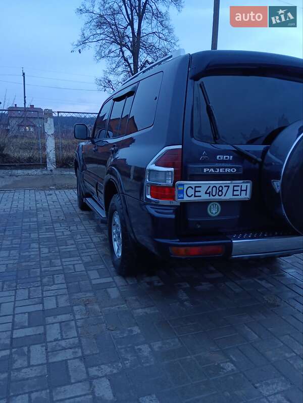 Позашляховик / Кросовер Mitsubishi Pajero 2001 в Чернівцях