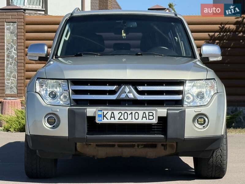 Внедорожник / Кроссовер Mitsubishi Pajero 2008 в Борисполе фото 12 Внедорожник / Кроссовер Mitsubishi Pajero 2008 в Борисполе