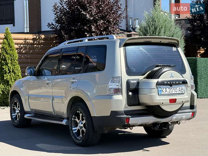 Внедорожник / Кроссовер Mitsubishi Pajero 2008 в Борисполе фото 27 Внедорожник / Кроссовер Mitsubishi Pajero 2008 в Борисполе