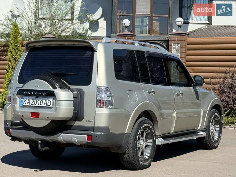 Внедорожник / Кроссовер Mitsubishi Pajero 2008 в Борисполе фото 45 Внедорожник / Кроссовер Mitsubishi Pajero 2008 в Борисполе