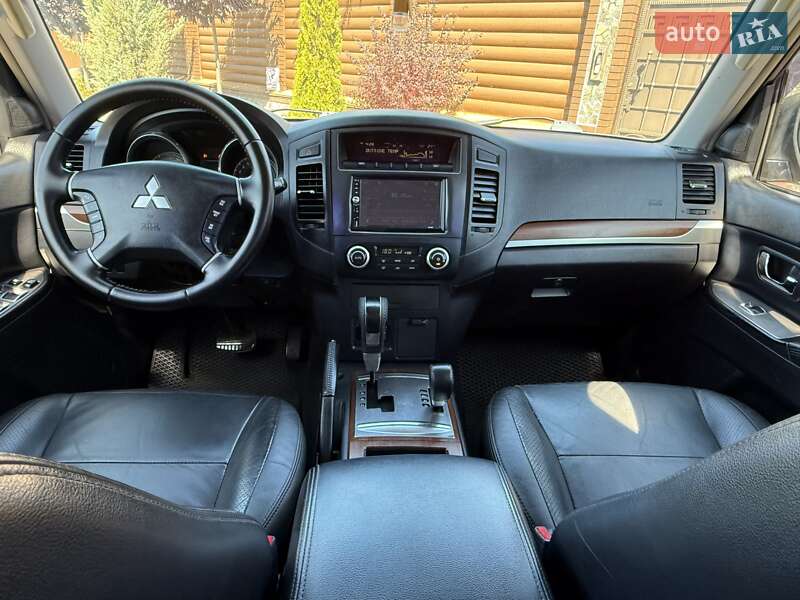 Внедорожник / Кроссовер Mitsubishi Pajero 2008 в Борисполе фото 75 Внедорожник / Кроссовер Mitsubishi Pajero 2008 в Борисполе