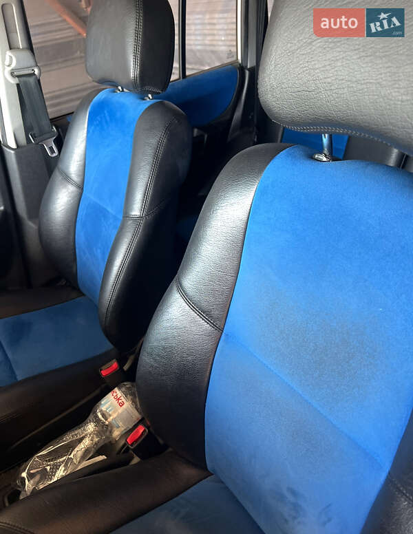 Внедорожник / Кроссовер Mitsubishi Pajero 2002 в Днепре