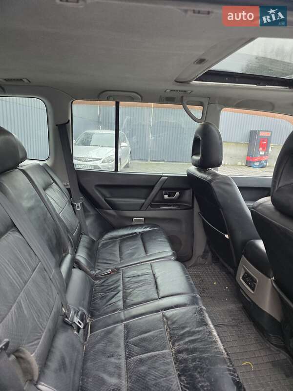 Позашляховик / Кросовер Mitsubishi Pajero 2007 в Хмельницькому фото 25 Позашляховик / Кросовер Mitsubishi Pajero 2007 в Хмельницькому