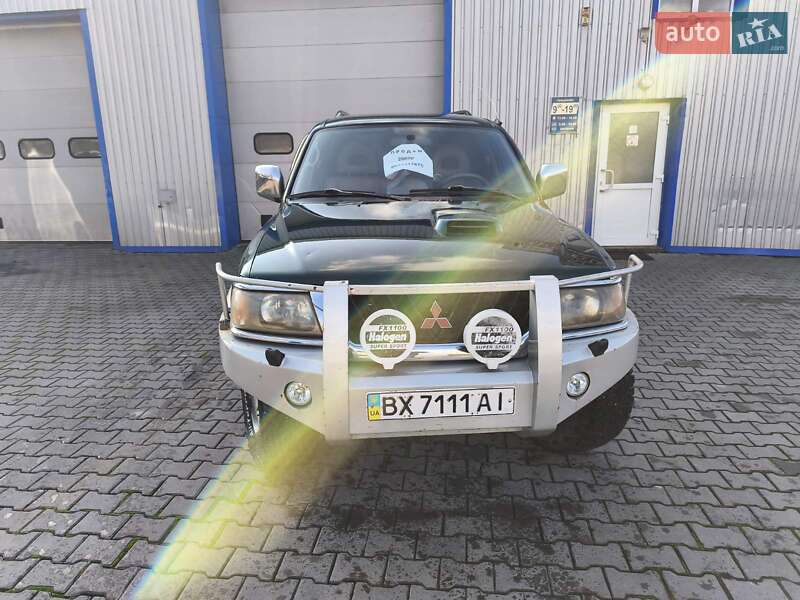 Mitsubishi Pajero 2000