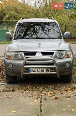 Внедорожник / Кроссовер Mitsubishi Pajero 2005 в Берегово