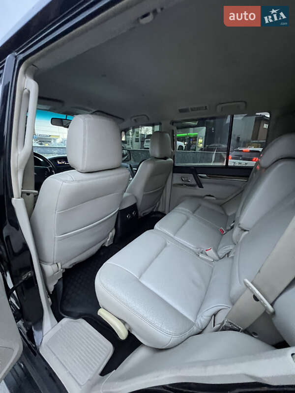 Позашляховик / Кросовер Mitsubishi Pajero 2007 в Білій Церкві