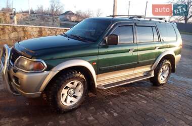 Внедорожник / Кроссовер Mitsubishi Pajero 2000 в Черновцах