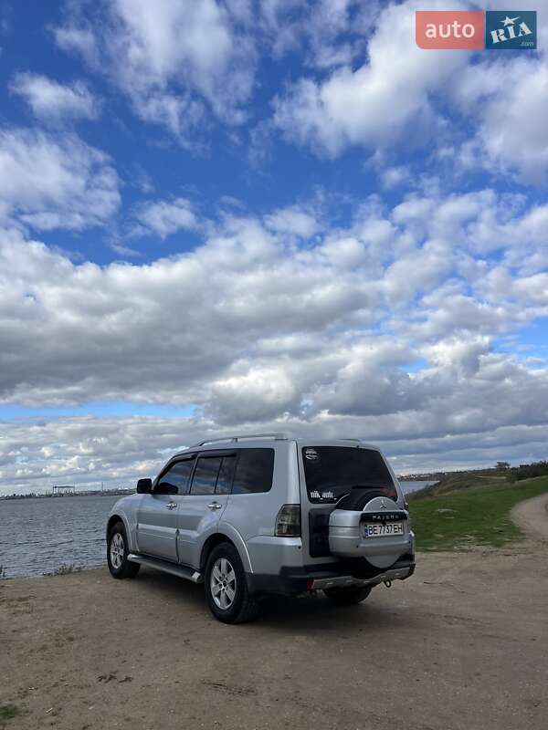 Внедорожник / Кроссовер Mitsubishi Pajero 2007 в Николаеве фото 12 Внедорожник / Кроссовер Mitsubishi Pajero 2007 в Николаеве