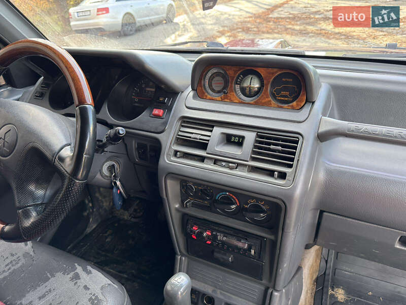 Позашляховик / Кросовер Mitsubishi Pajero 1994 в Бедевлі фото 22 Позашляховик / Кросовер Mitsubishi Pajero 1994 в Бедевлі