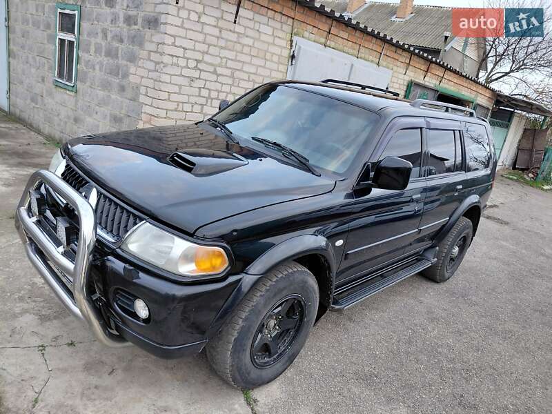 Внедорожник / Кроссовер Mitsubishi Pajero 2008 в Днепре