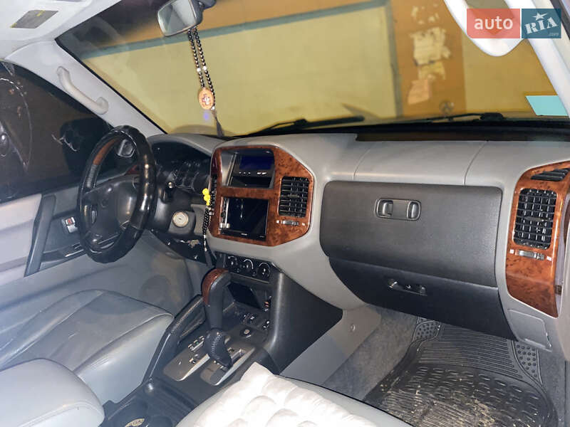 Внедорожник / Кроссовер Mitsubishi Pajero 2003 в Одессе фото 2 Внедорожник / Кроссовер Mitsubishi Pajero 2003 в Одессе