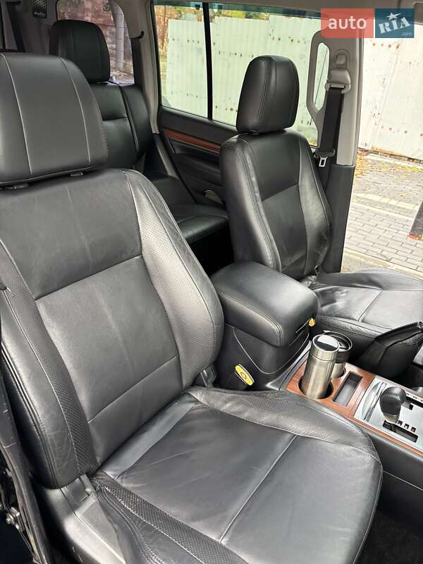 Позашляховик / Кросовер Mitsubishi Pajero 2007 в Кропивницькому