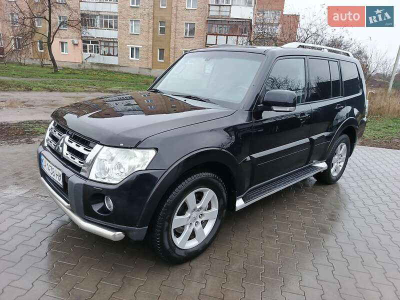 Внедорожник / Кроссовер Mitsubishi Pajero 2008 в Звенигородке